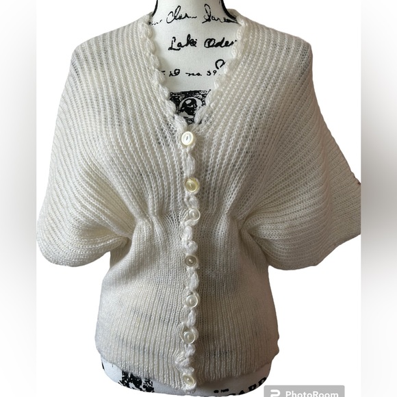 Off White knitted Sweater - Picture 1 of 5